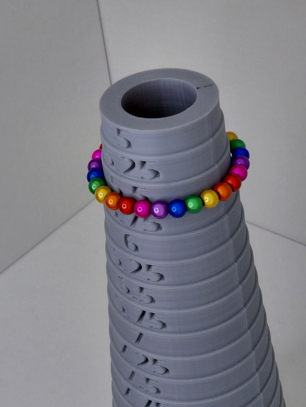 Hand Made Kids Rainbow Beaded Stretch Bracelet — Multicolor 5.5 Inches - Picture 9 of 11